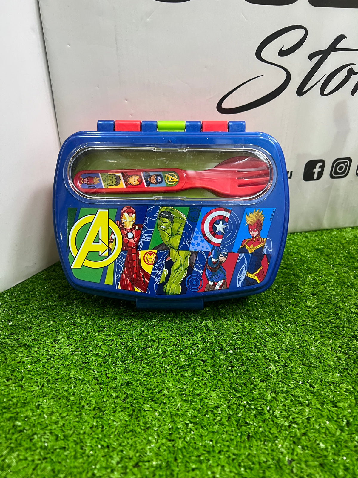 PORTA MERENDA CON POSATE THE AVENGERS