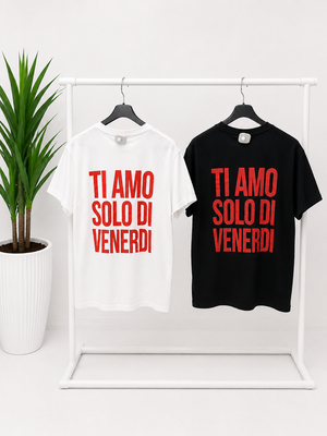 T-SHIRT CON STAMPA