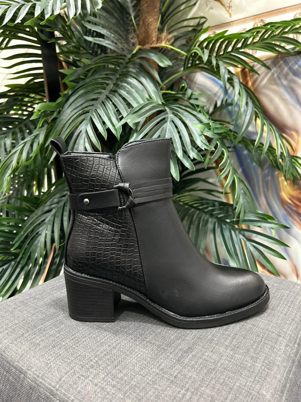 Stivaletto donna in pelle